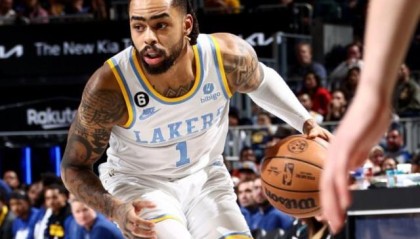 百家乐平台-近10战7胜！无詹湖人磕下硬仗 紫金军团开始冲刺