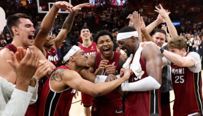 百家乐平台官网游戏平台-别挑刺了！阿德巴约的83分就是神迹 名记回应5大吐槽